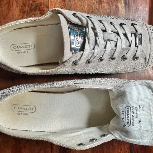 COACH STYLE # Q2047 Ladies Suede Rhinestone Sneakers - Picture 10 of 11